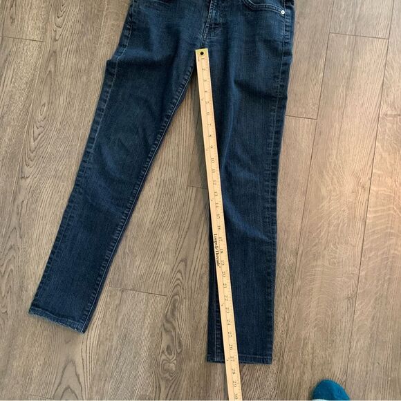 7 FOR ALL MANKIND Roxanne Jeans Women’s Size 27 Medium Wash Blue. - Picture 12 of 14